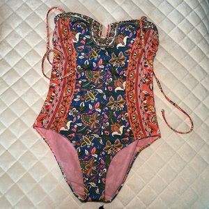 NWT Boden U-bar Halter-neck Swimsuit